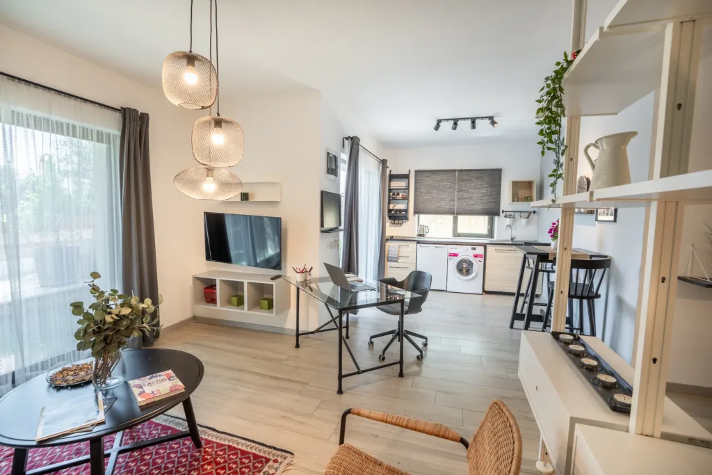 Stone House Studio 7