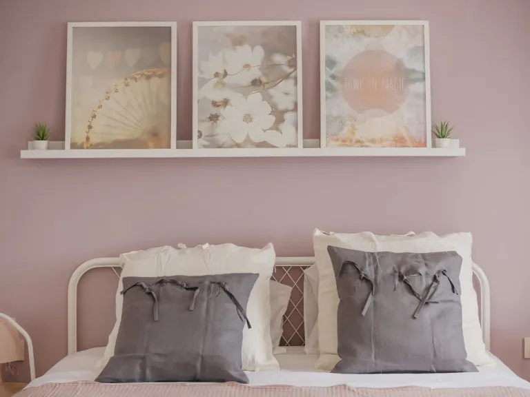 pink_room_villa_2022_1