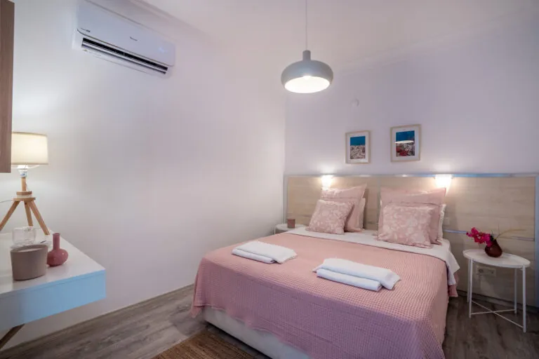 Standard Suite with Balcony 04