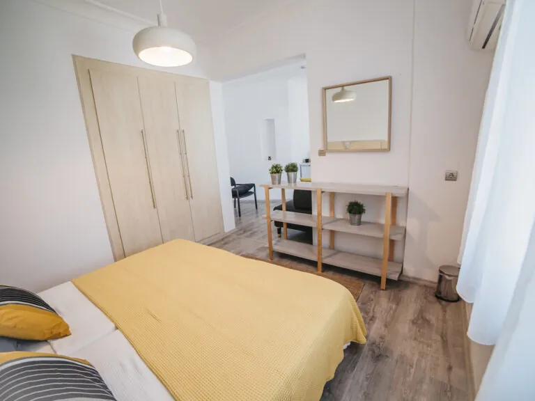 Standard Suite with Balcony 03